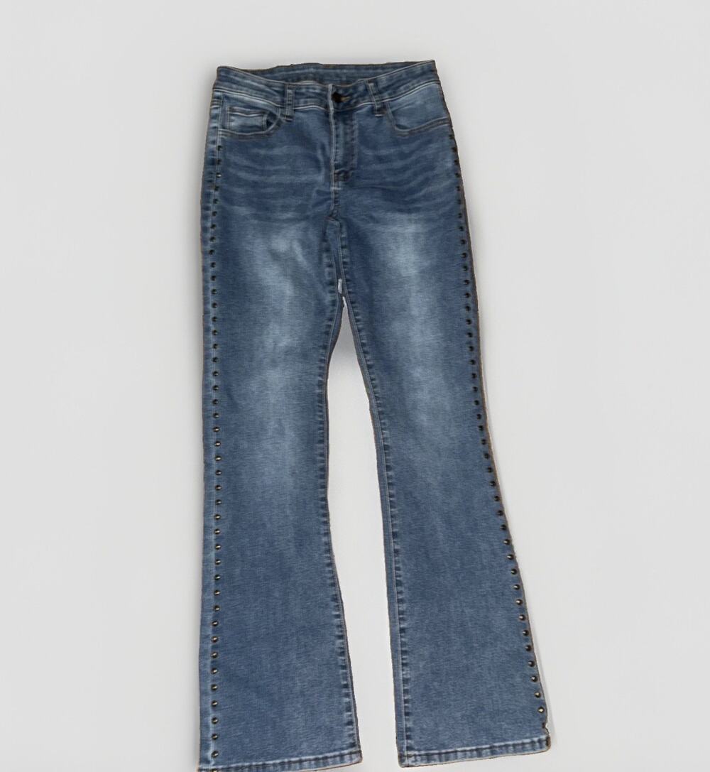 Ashley Mason Medium Wash Blue Denim Flared Jeans Studded Stretch 28x34